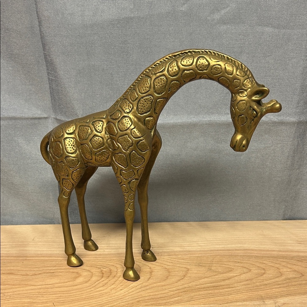 Elegant Vintage Large Brass Giraffe Sculpture Figurine 9 inches tall